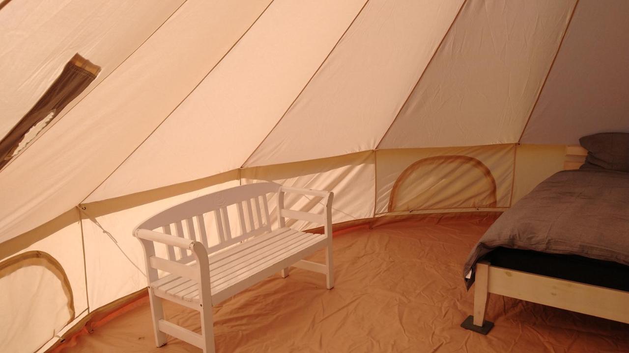 סטגה Cosy Farmhouse Glamping מראה חיצוני תמונה